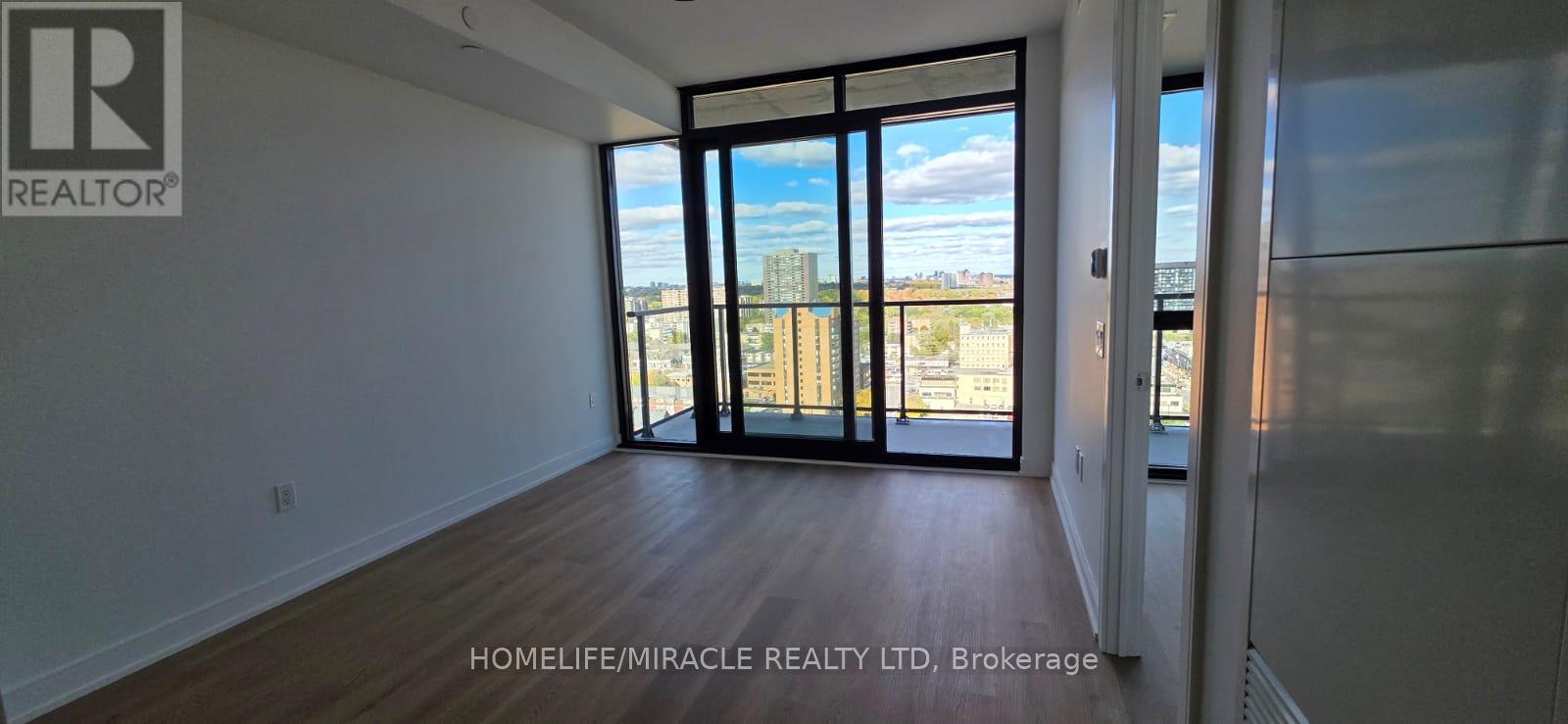 1712 - 3009 Novar Road, Mississauga, Ontario  L5B 1H7 - Photo 11 - W12476103