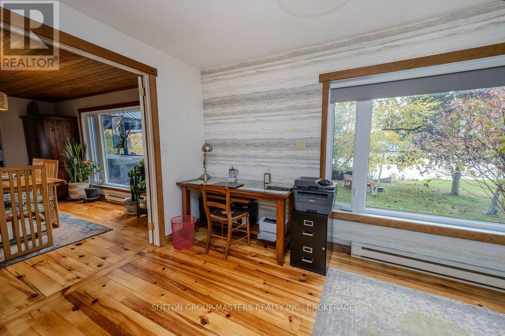 772 Stephentown Lane, Kingston (City North Of 401), Ontario  K7L 4V3 - Photo 15 - X12477644