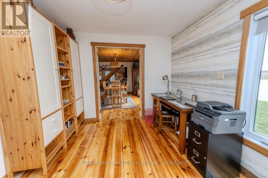 772 Stephentown Lane, Kingston (City North Of 401), Ontario  K7L 4V3 - Photo 16 - X12477644