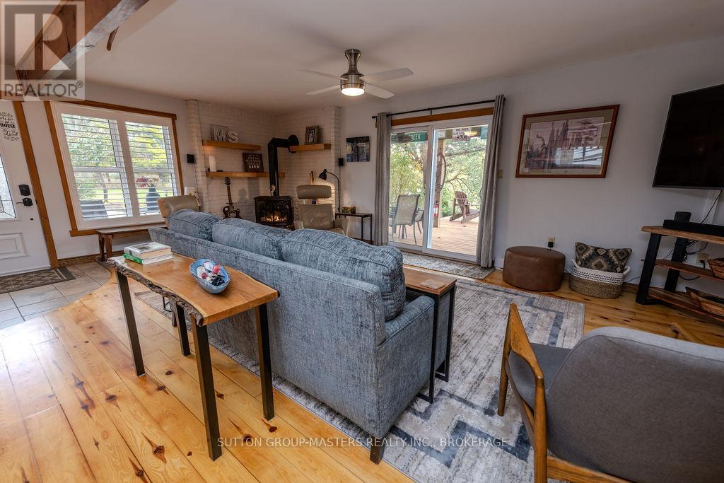 772 Stephentown Lane, Kingston (City North Of 401), Ontario  K7L 4V3 - Photo 24 - X12477644
