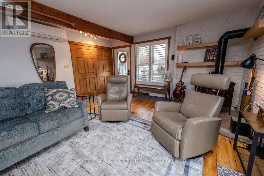 772 Stephentown Lane, Kingston (City North Of 401), Ontario  K7L 4V3 - Photo 25 - X12477644
