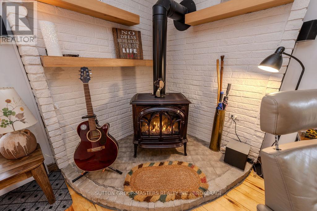 772 Stephentown Lane, Kingston (City North Of 401), Ontario  K7L 4V3 - Photo 26 - X12477644