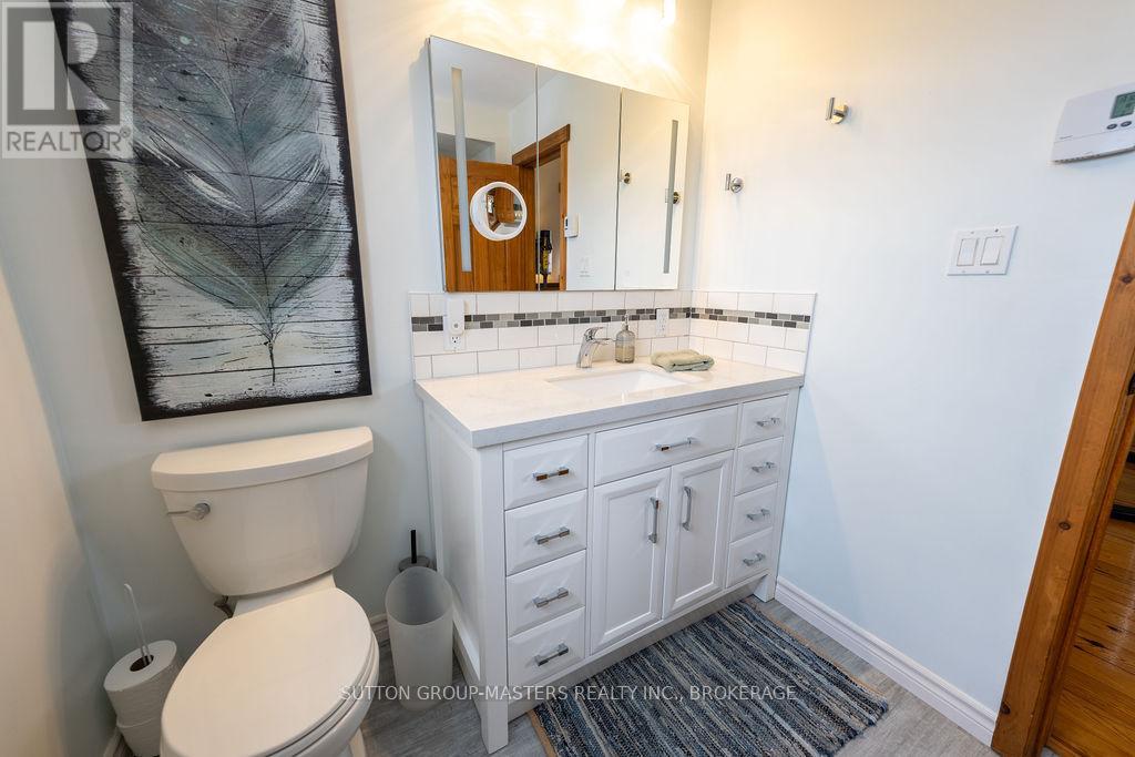 772 Stephentown Lane, Kingston (City North Of 401), Ontario  K7L 4V3 - Photo 32 - X12477644