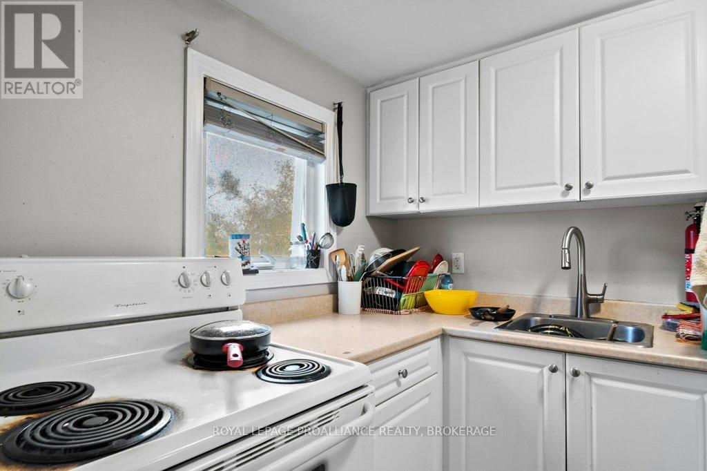 1348 Princess Street, Kingston (West Of Sir John A. Blvd), Ontario  K7M 3E2 - Photo 17 - X12477678