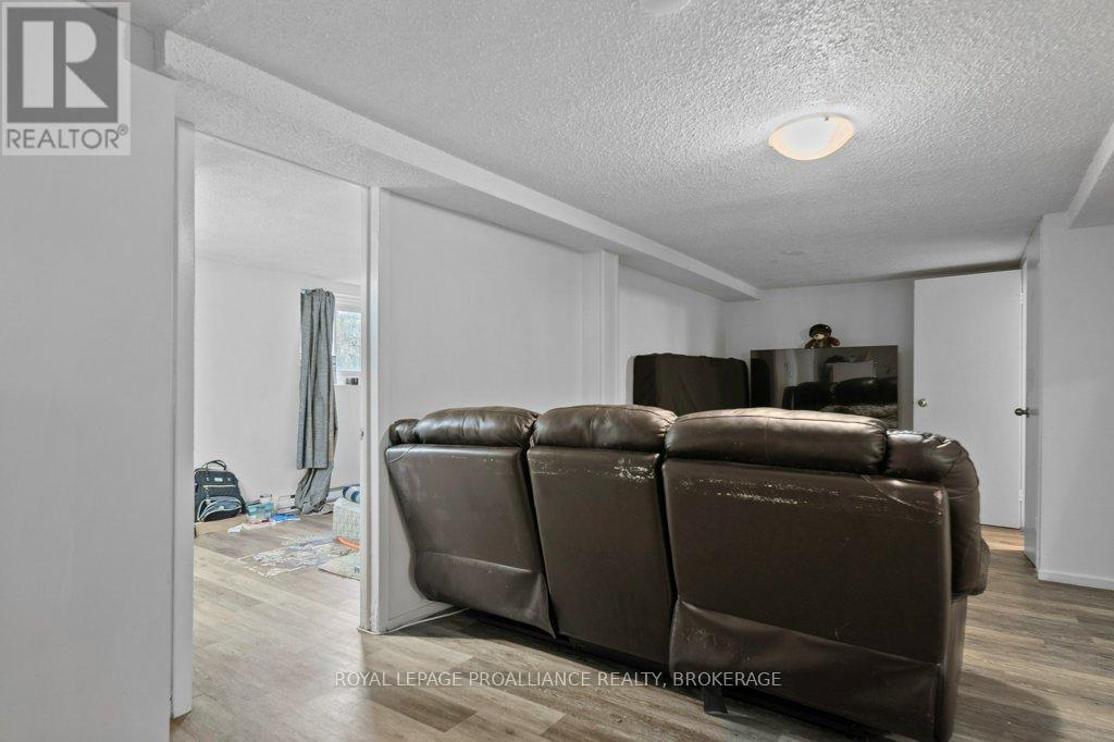 1348 Princess Street, Kingston (West Of Sir John A. Blvd), Ontario  K7M 3E2 - Photo 26 - X12477678