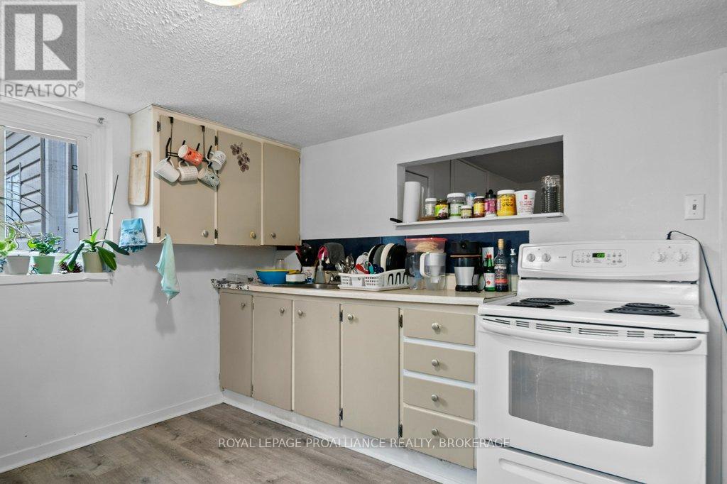 1348 Princess Street, Kingston (West Of Sir John A. Blvd), Ontario  K7M 3E2 - Photo 29 - X12477678
