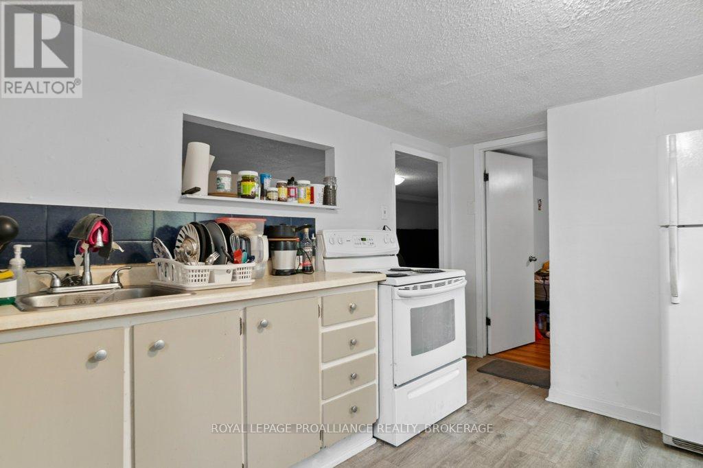 1348 Princess Street, Kingston (West Of Sir John A. Blvd), Ontario  K7M 3E2 - Photo 30 - X12477678