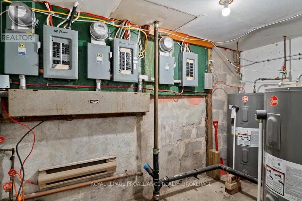 1348 Princess Street, Kingston (West Of Sir John A. Blvd), Ontario  K7M 3E2 - Photo 36 - X12477678