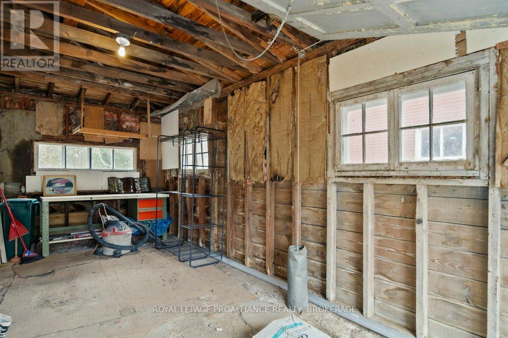 1348 Princess Street, Kingston (West Of Sir John A. Blvd), Ontario  K7M 3E2 - Photo 37 - X12477678
