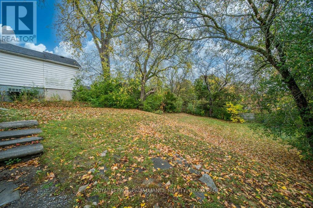 1348 Princess Street, Kingston (West Of Sir John A. Blvd), Ontario  K7M 3E2 - Photo 44 - X12477678