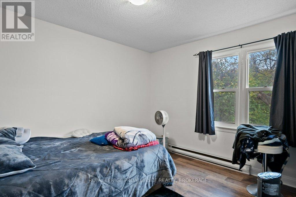 1348 Princess Street, Kingston (West Of Sir John A. Blvd), Ontario  K7M 3E2 - Photo 5 - X12477678