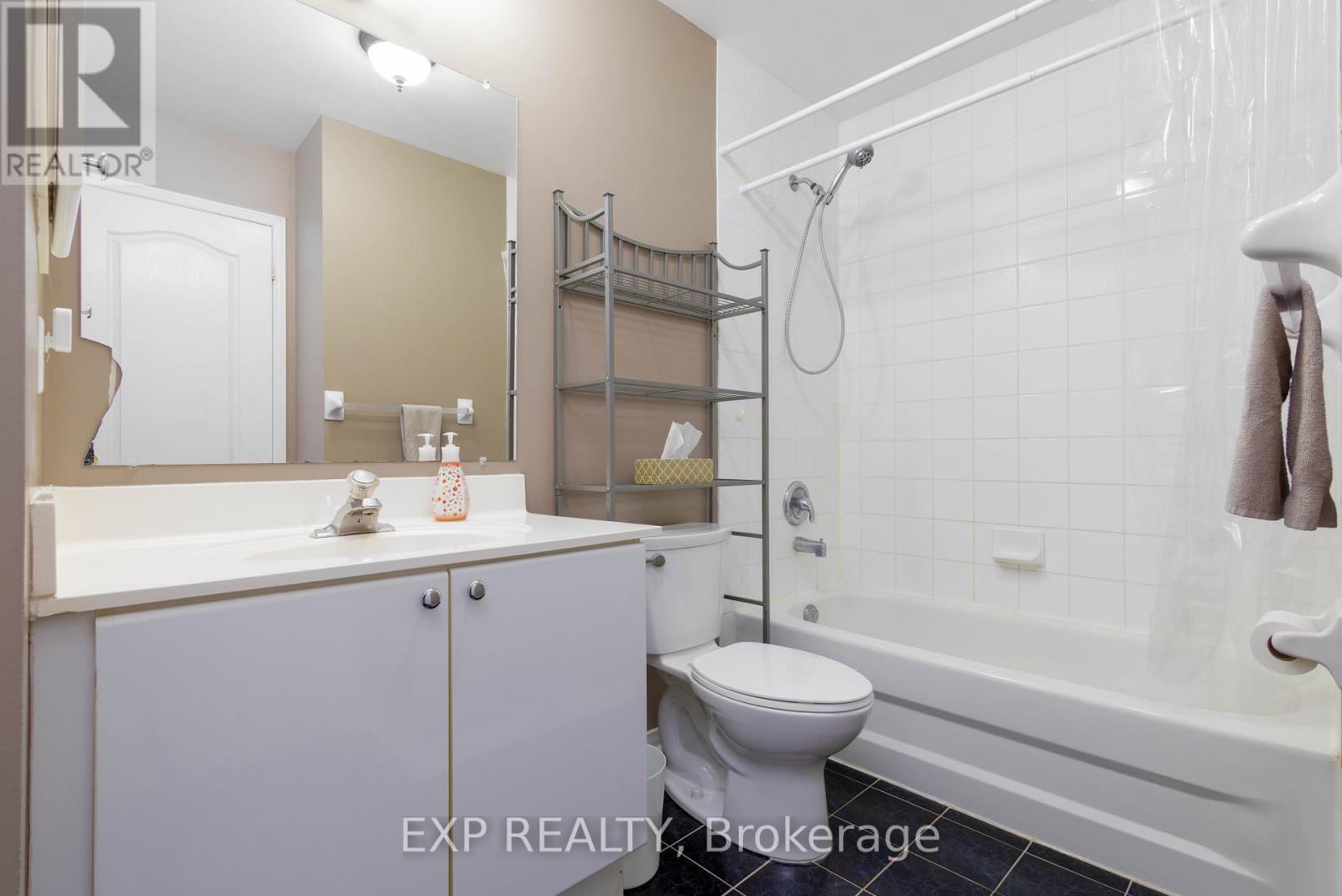 537 Heddle Crescent, Newmarket, Ontario  L3X 2J4 - Photo 16 - N12477630