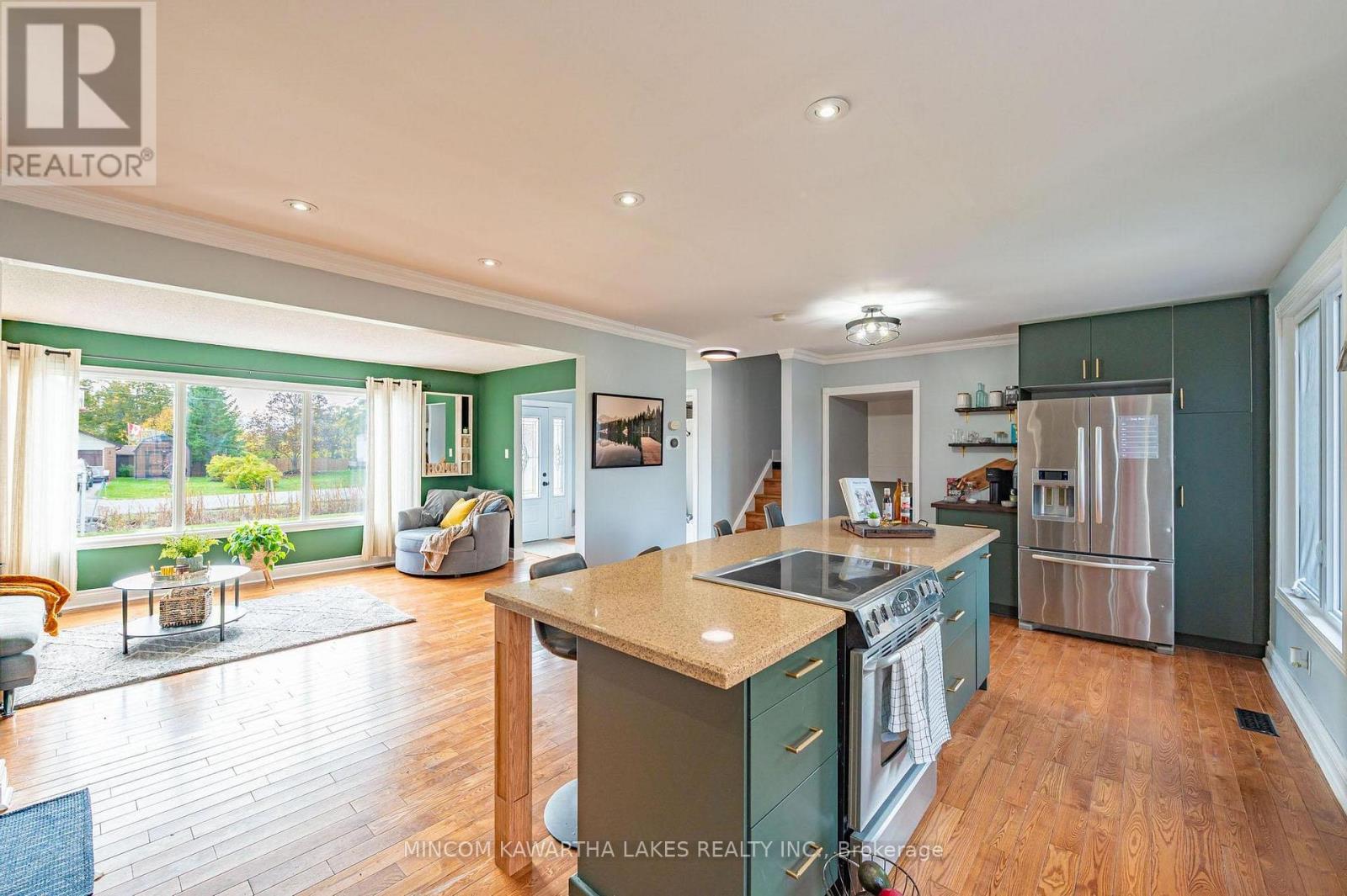 944 Blue Jay Street, Cavan Monaghan, Ontario  L0A 1C0 - Photo 13 - X12477636