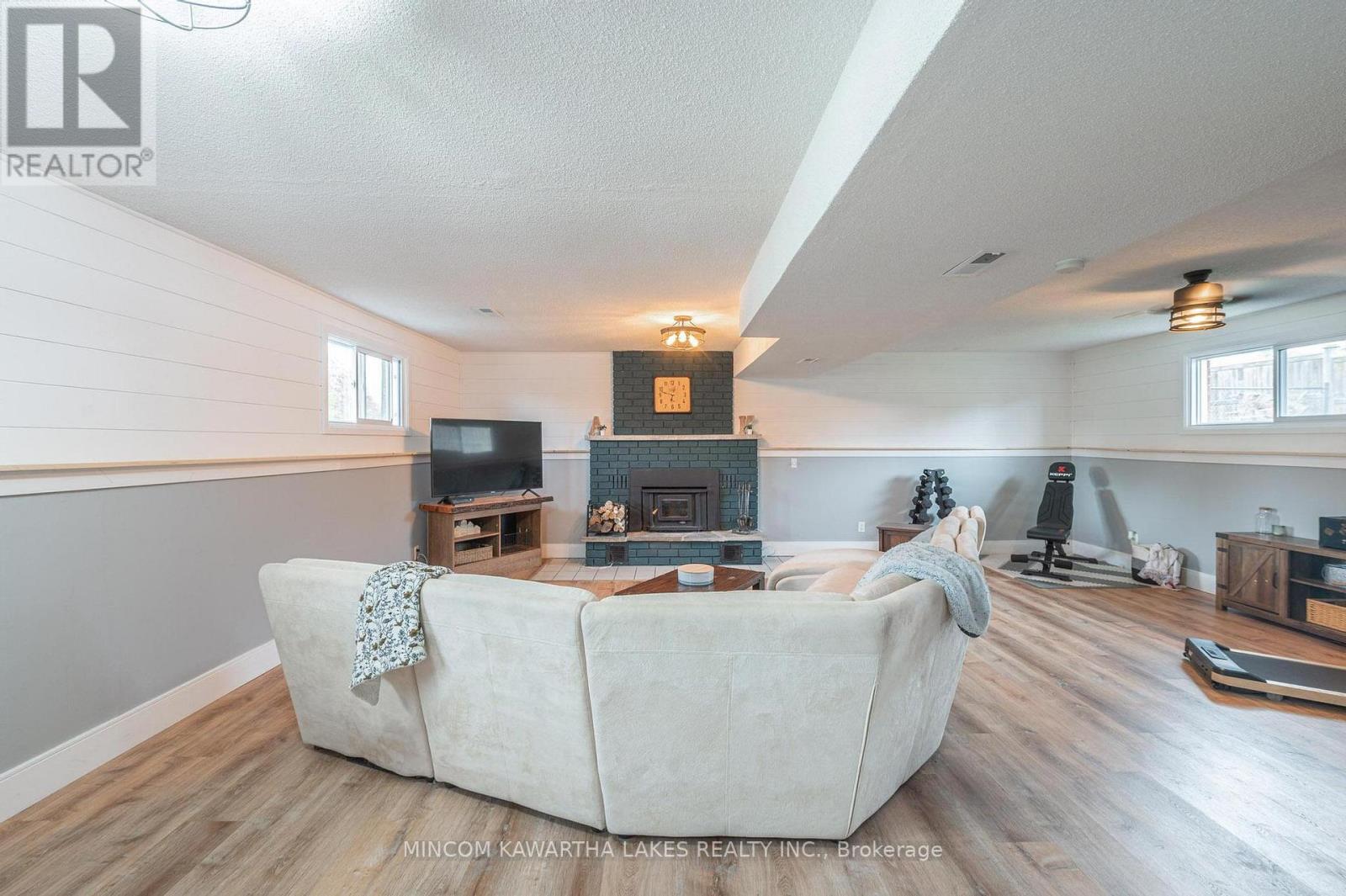944 Blue Jay Street, Cavan Monaghan, Ontario  L0A 1C0 - Photo 29 - X12477636