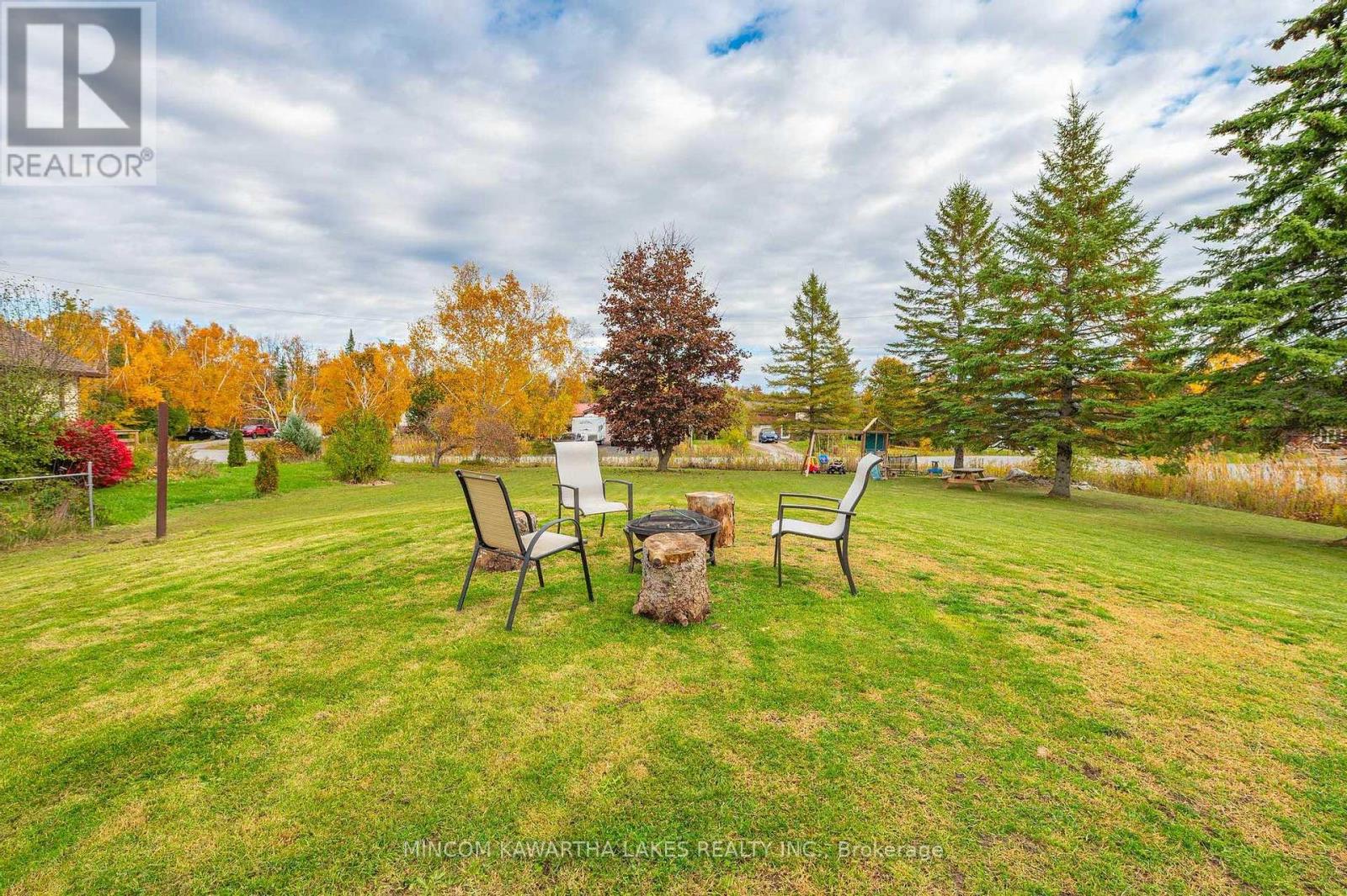 944 Blue Jay Street, Cavan Monaghan, Ontario  L0A 1C0 - Photo 4 - X12477636