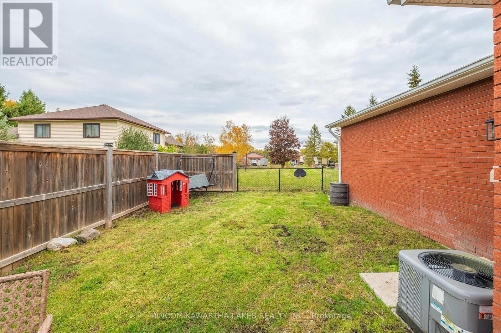 944 Blue Jay Street, Cavan Monaghan, Ontario  L0A 1C0 - Photo 40 - X12477636