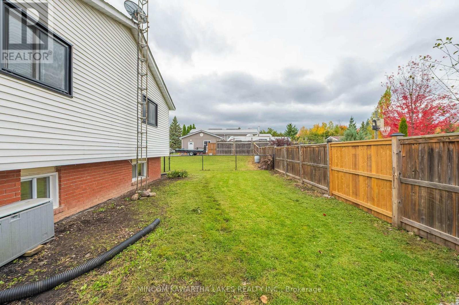 944 Blue Jay Street, Cavan Monaghan, Ontario  L0A 1C0 - Photo 41 - X12477636