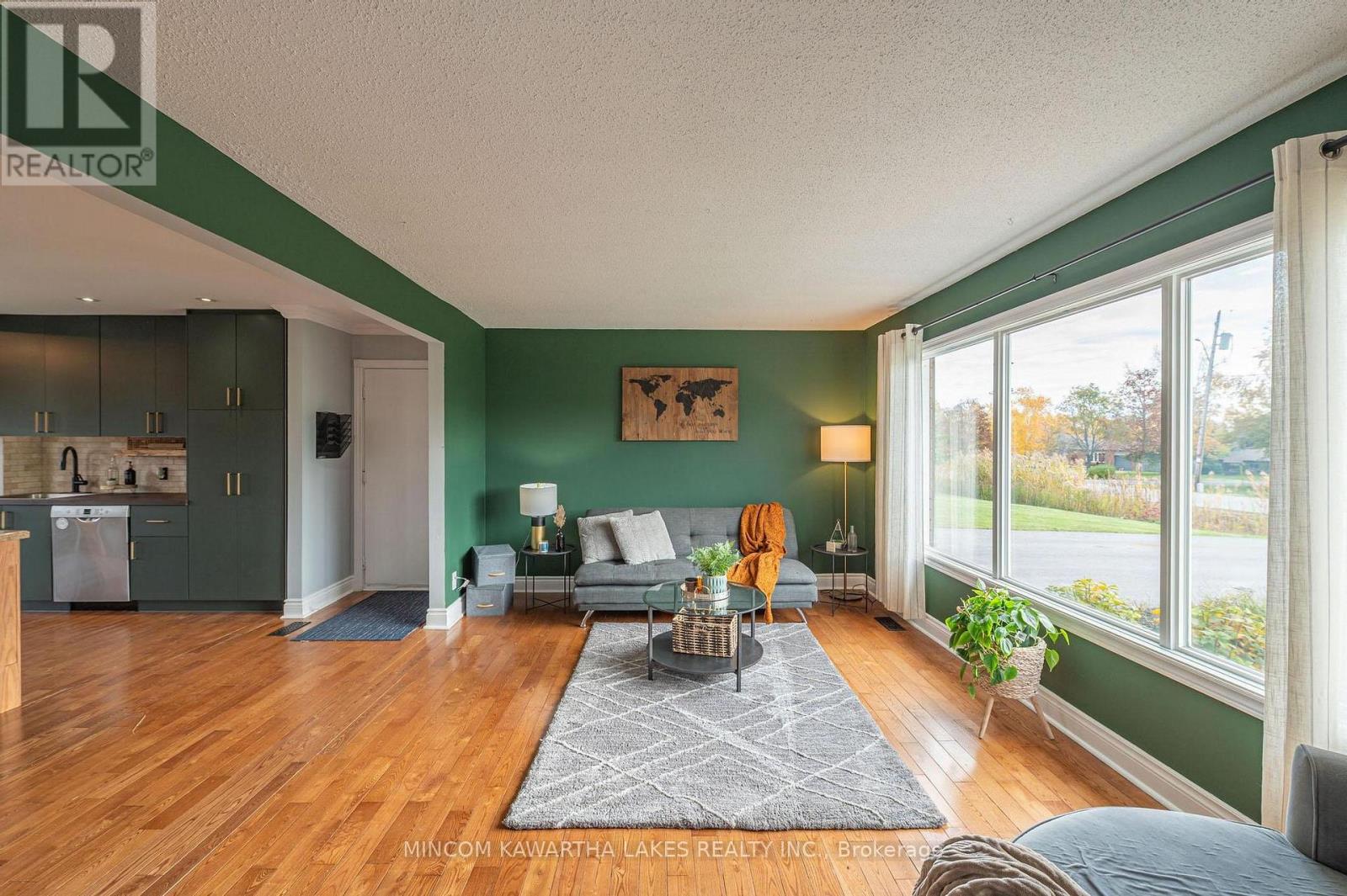944 Blue Jay Street, Cavan Monaghan, Ontario  L0A 1C0 - Photo 7 - X12477636
