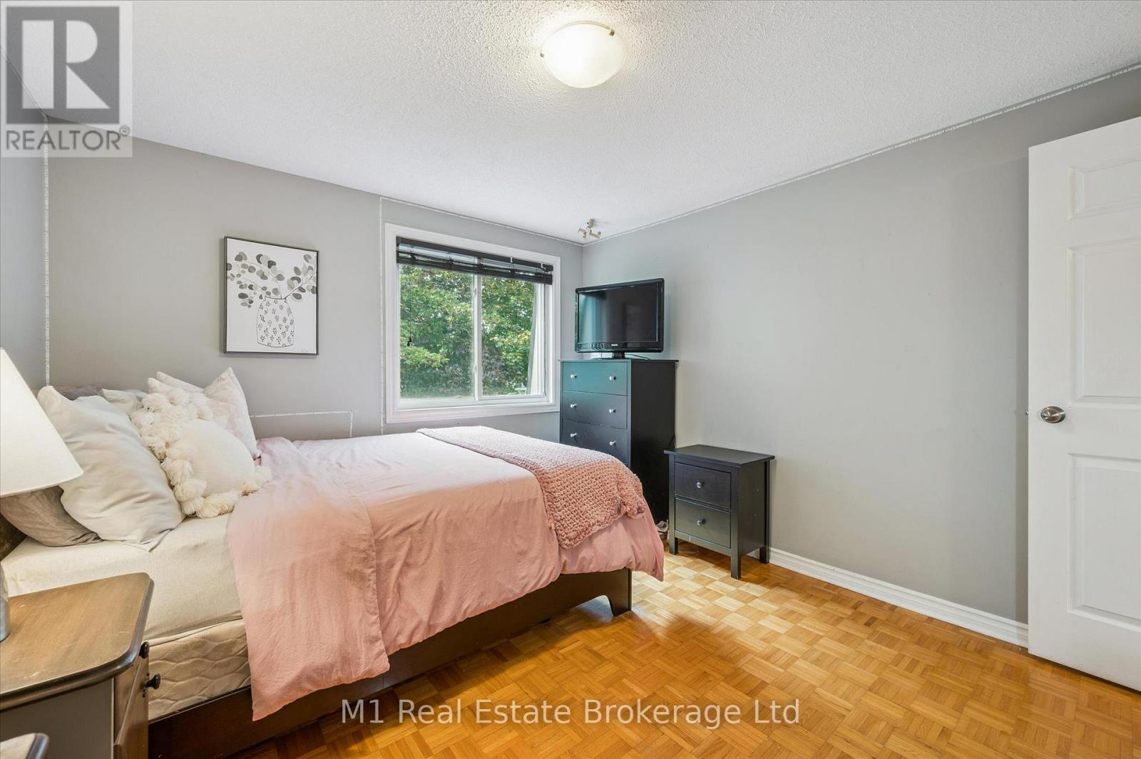 41 - 120 Country Club Drive, Guelph, Ontario  N1E 3K7 - Photo 22 - X12477659