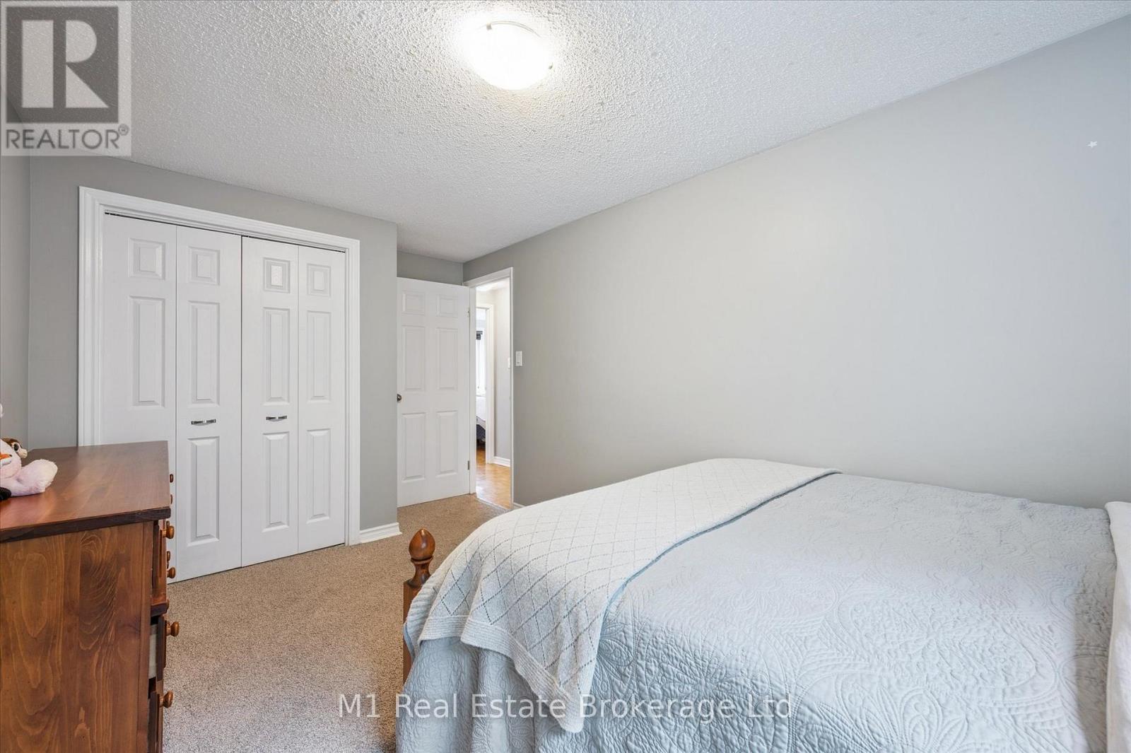 41 - 120 Country Club Drive, Guelph, Ontario  N1E 3K7 - Photo 25 - X12477659