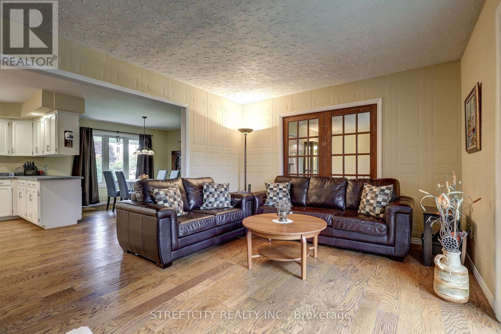 37456 Talbotline Line, Southwold (Shedden), Ontario  N0L 2E0 - Photo 10 - X12477638