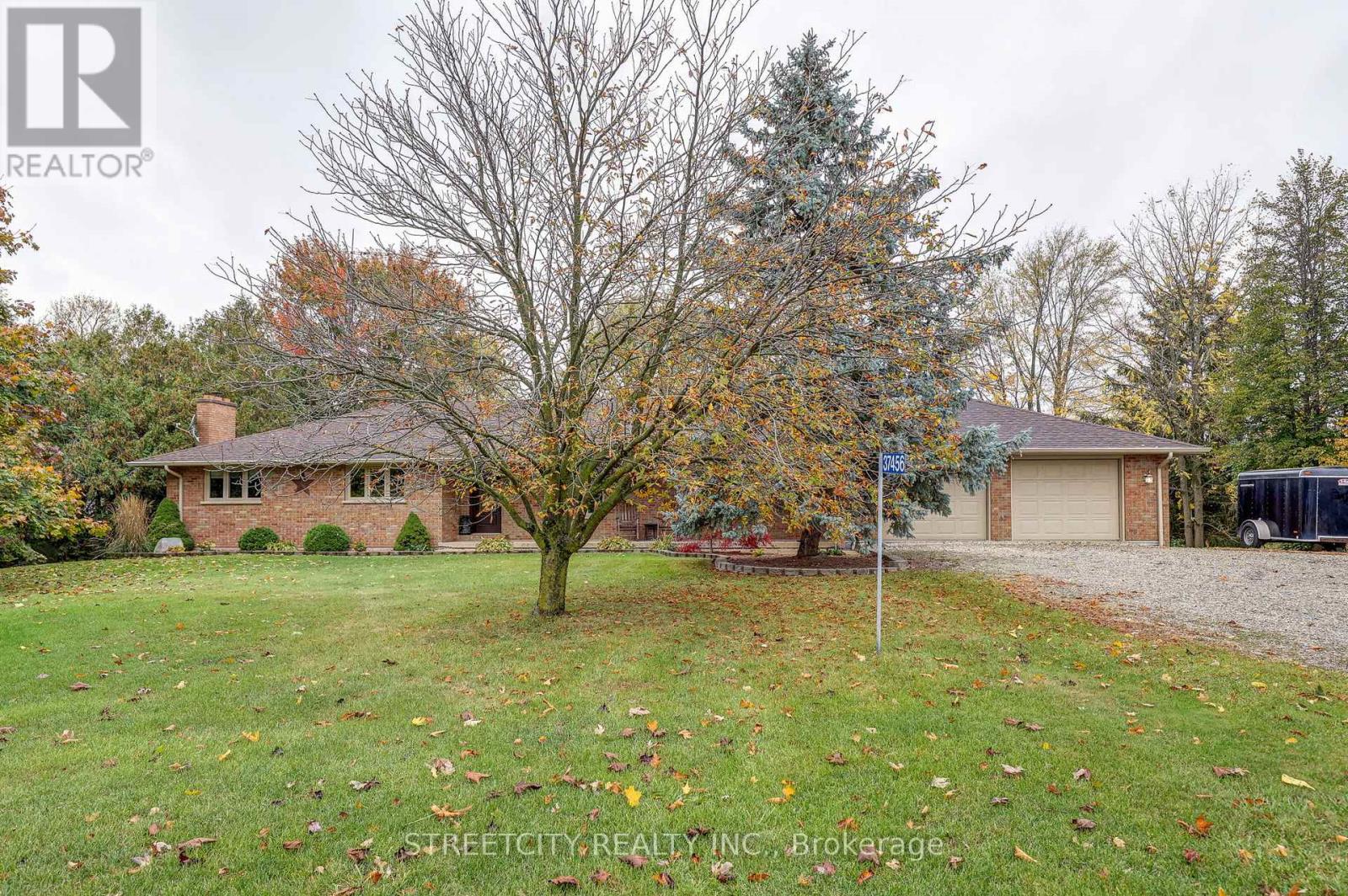 37456 Talbotline Line, Southwold (Shedden), Ontario  N0L 2E0 - Photo 2 - X12477638
