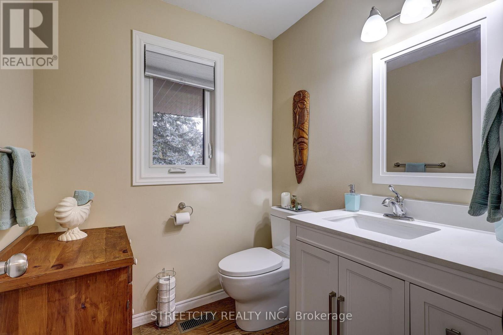 37456 Talbotline Line, Southwold (Shedden), Ontario  N0L 2E0 - Photo 25 - X12477638