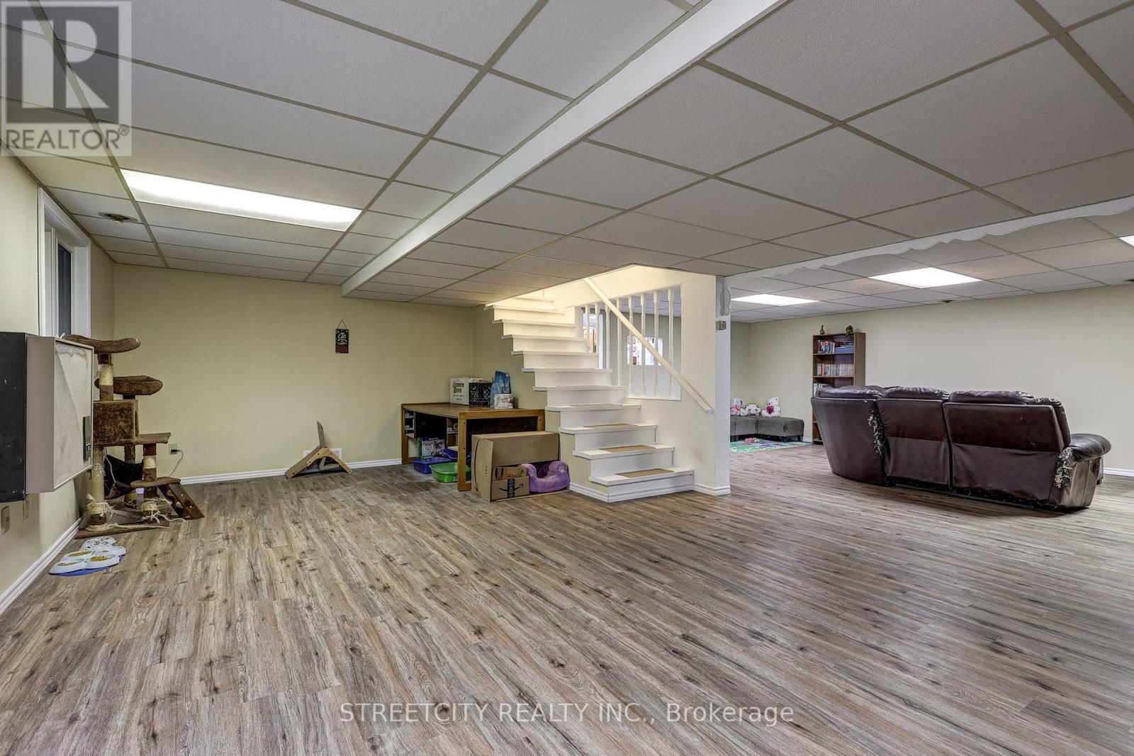 37456 Talbotline Line, Southwold (Shedden), Ontario  N0L 2E0 - Photo 27 - X12477638