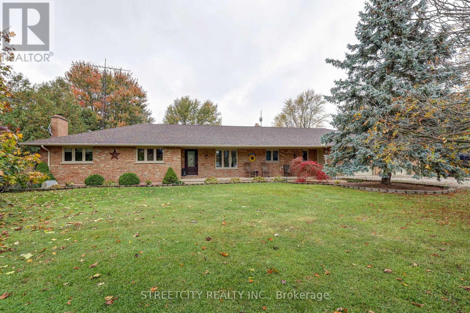 37456 Talbotline Line, Southwold (Shedden), Ontario  N0L 2E0 - Photo 3 - X12477638