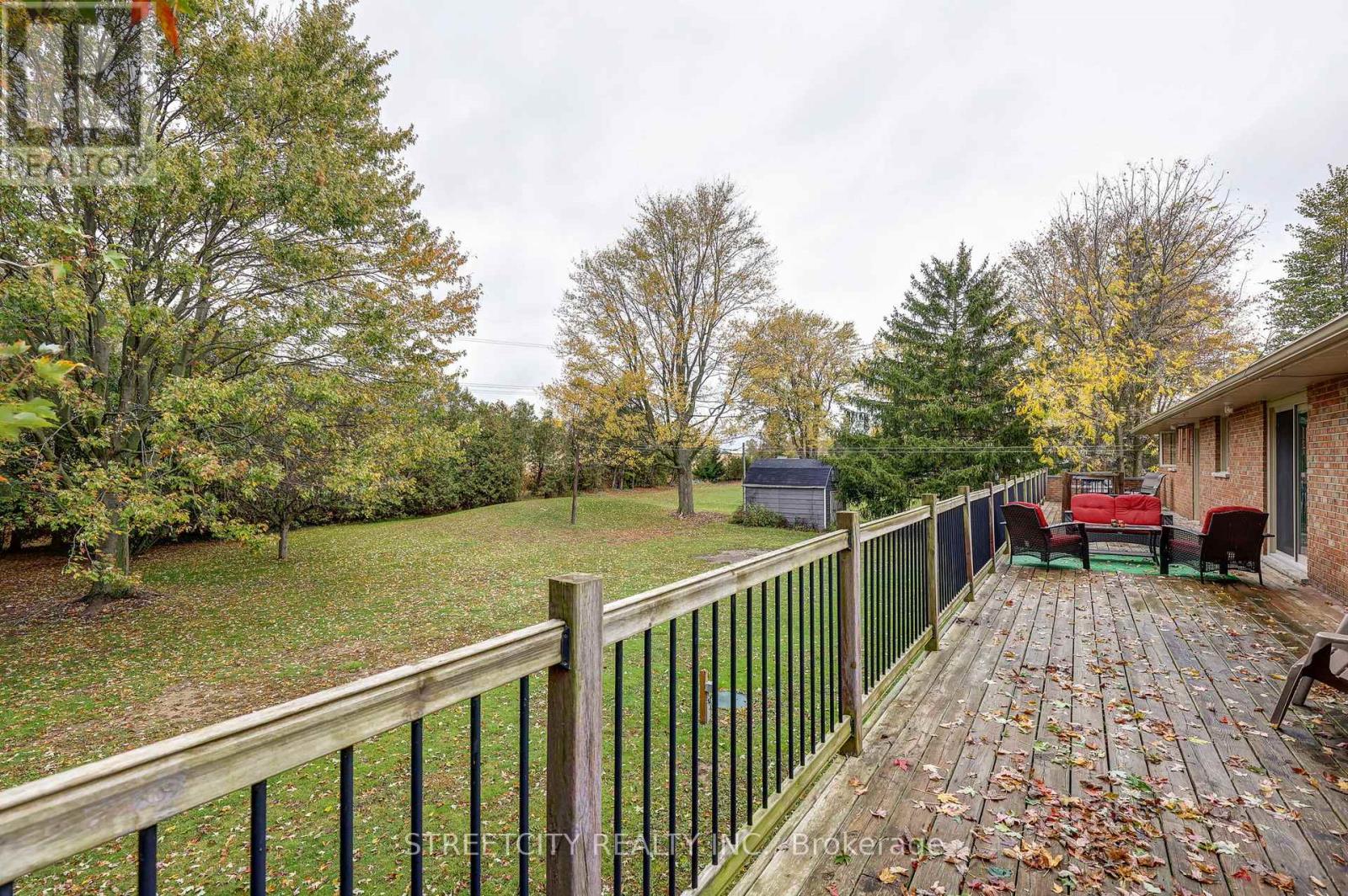 37456 Talbotline Line, Southwold (Shedden), Ontario  N0L 2E0 - Photo 45 - X12477638