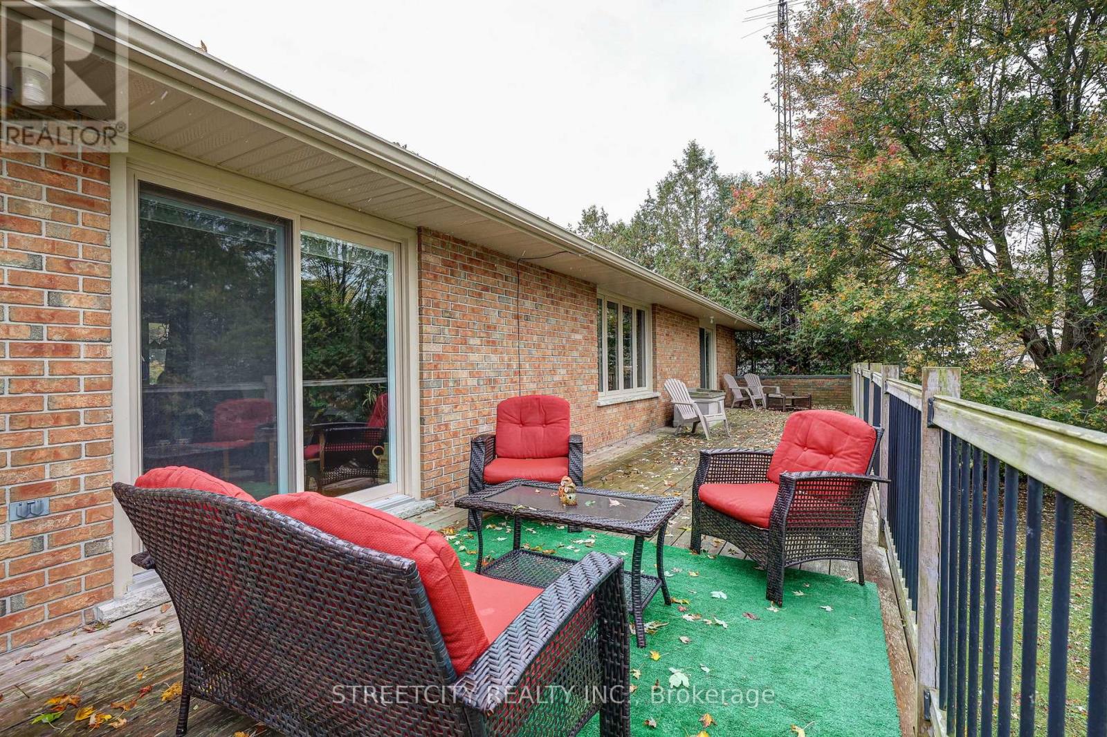 37456 Talbotline Line, Southwold (Shedden), Ontario  N0L 2E0 - Photo 46 - X12477638