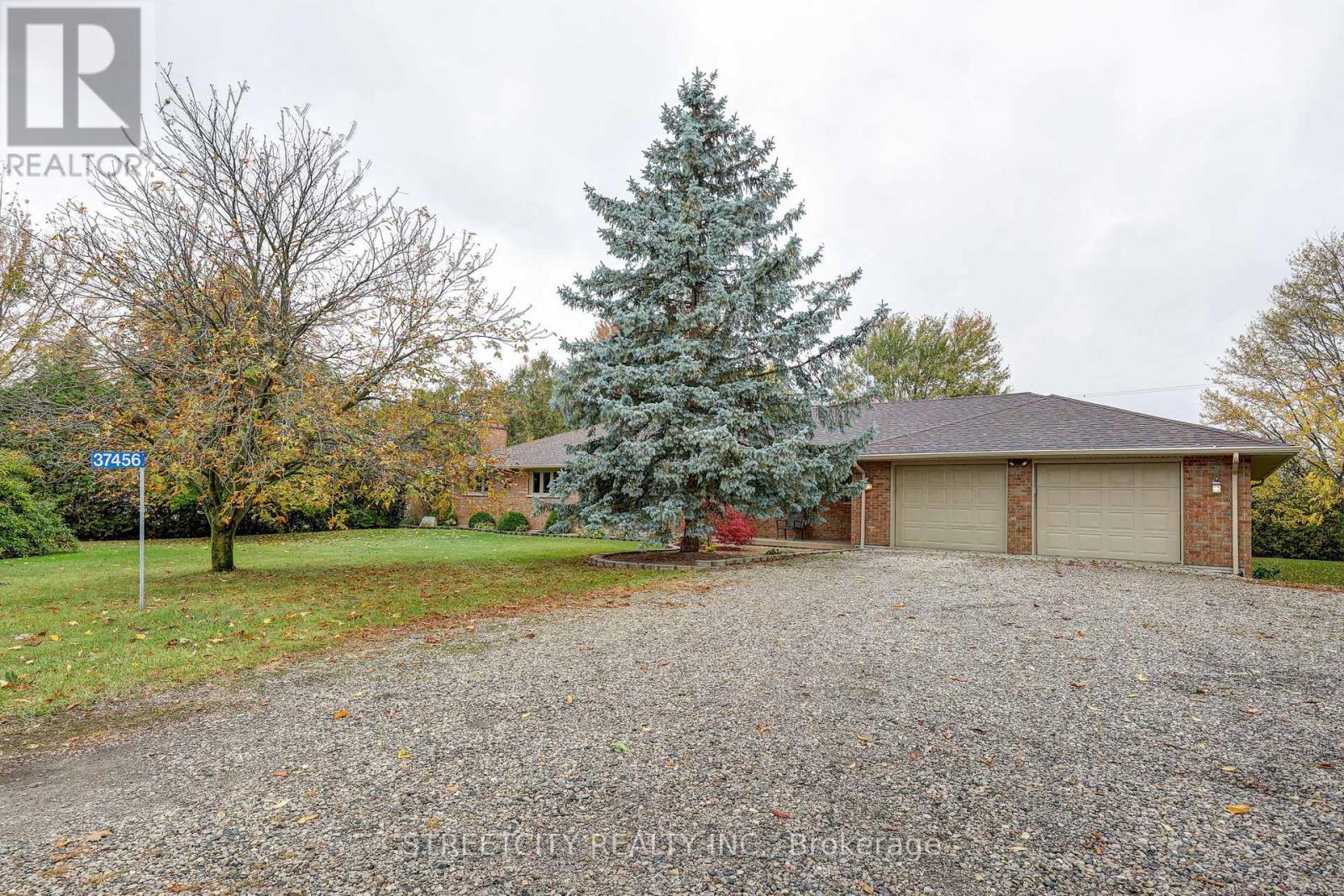 37456 Talbotline Line, Southwold (Shedden), Ontario  N0L 2E0 - Photo 49 - X12477638