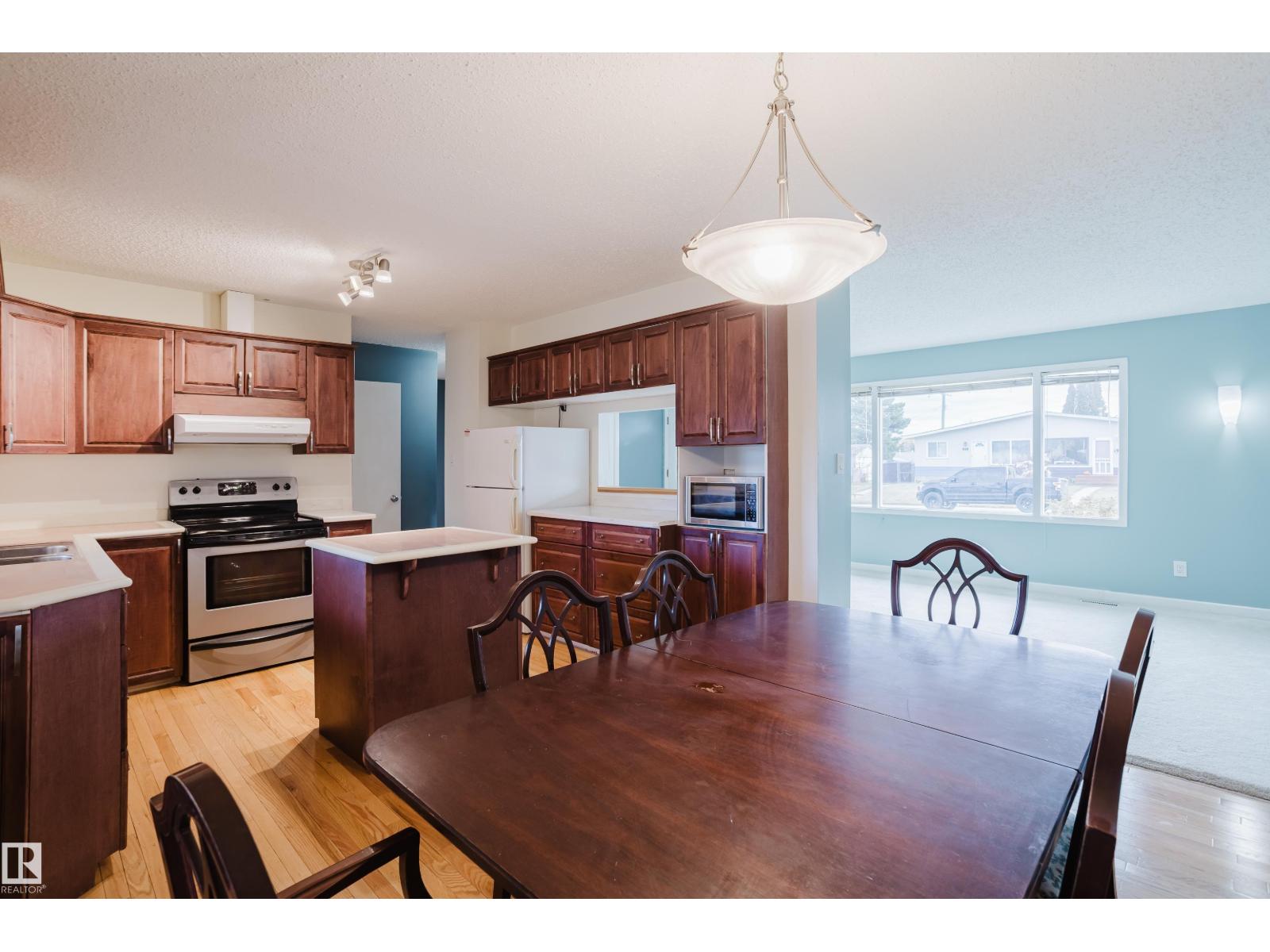 4406 44 St, Stony Plain, Alberta  T7Z 1J3 - Photo 11 - E4463165