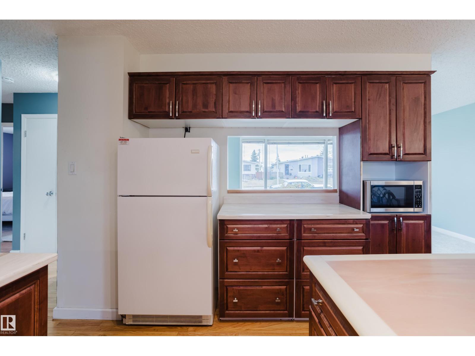 4406 44 St, Stony Plain, Alberta  T7Z 1J3 - Photo 7 - E4463165
