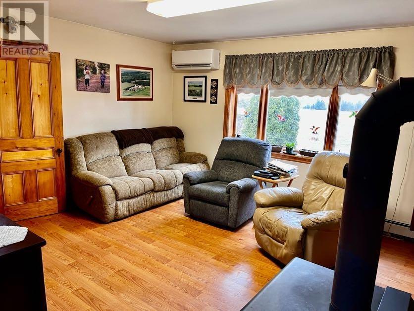 239 Ling Road, Winsloe North, Prince Edward Island  C1E 2T2 - Photo 10 - 202523219