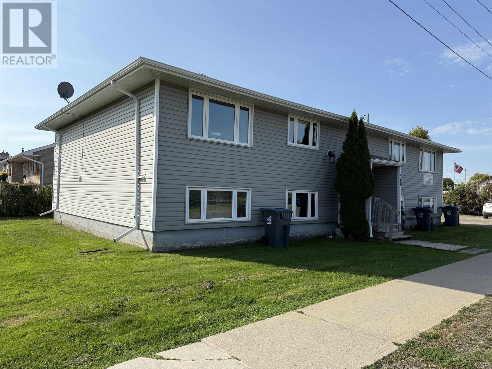 641 Ford St N, Thunder Bay, Ontario  P7C 4L8 - Photo 2 - TB253296