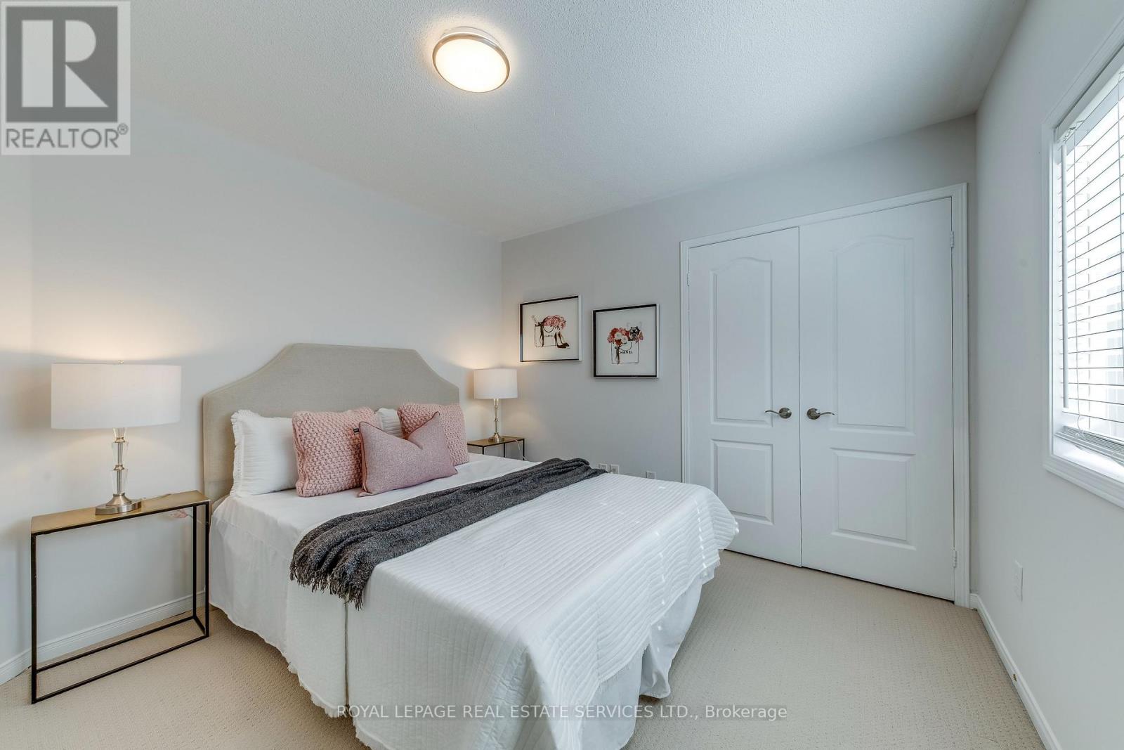 2151 Orchard Road, Burlington, Ontario  L7L 7K6 - Photo 33 - W12477634