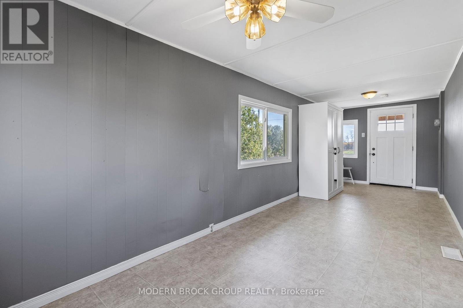 94 Bakers Road, Elizabethtown-Kitley, Ontario  K0E 1Y0 - Photo 12 - X12477643