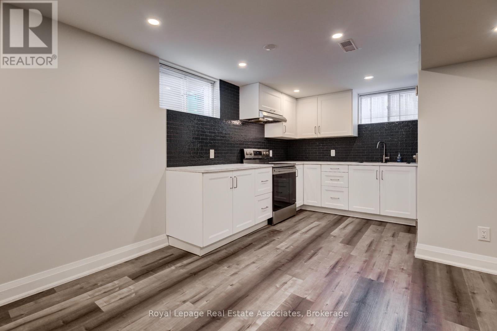 Unit C - 22 St James Street, Brantford, Ontario  N3T 3Z6 - Photo 11 - X12477631