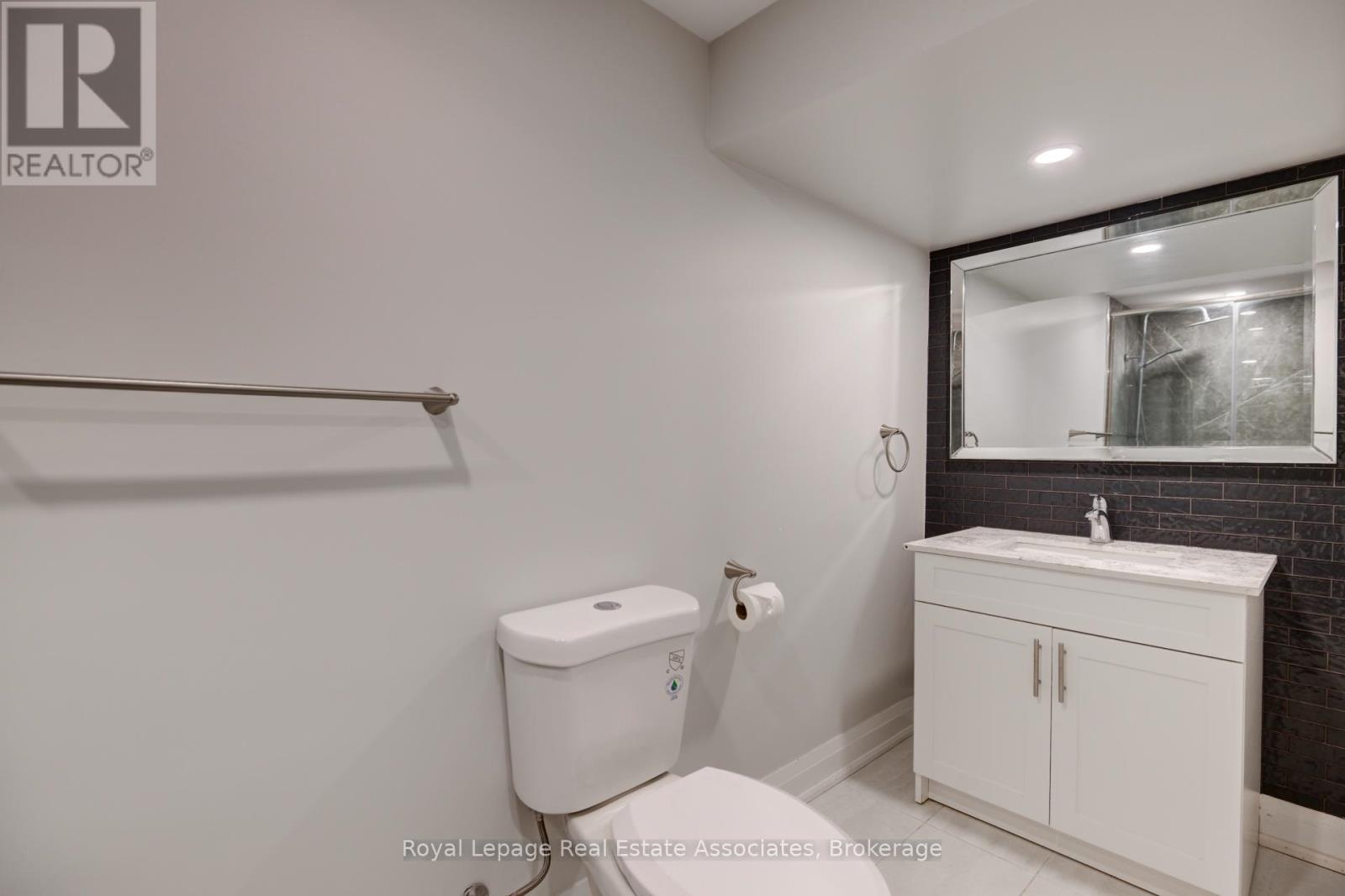Unit C - 22 St James Street, Brantford, Ontario  N3T 3Z6 - Photo 22 - X12477631