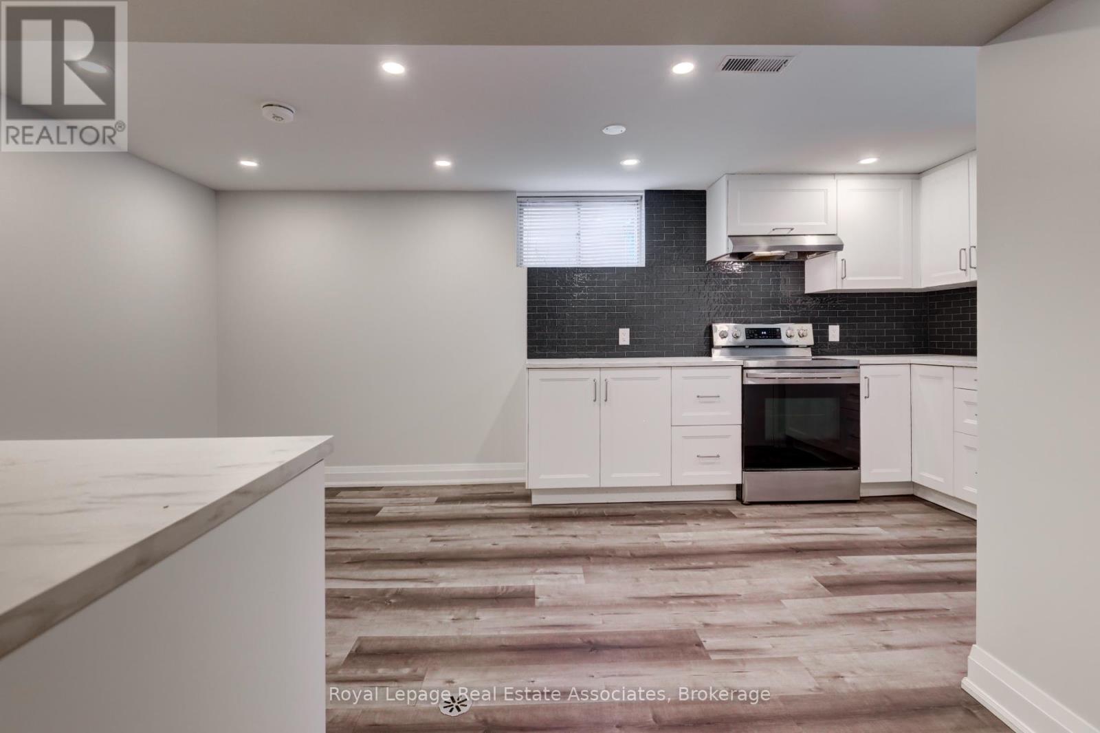 Unit C - 22 St James Street, Brantford, Ontario  N3T 3Z6 - Photo 9 - X12477631
