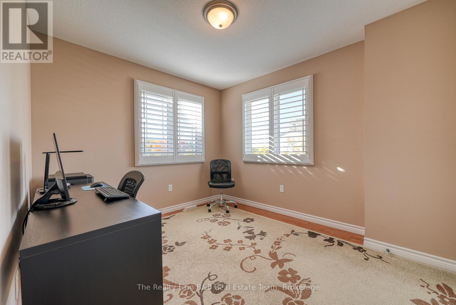 501 Alberta Avenue, Woodstock, Ontario  N4V 1H3 - Photo 32 - X12477645