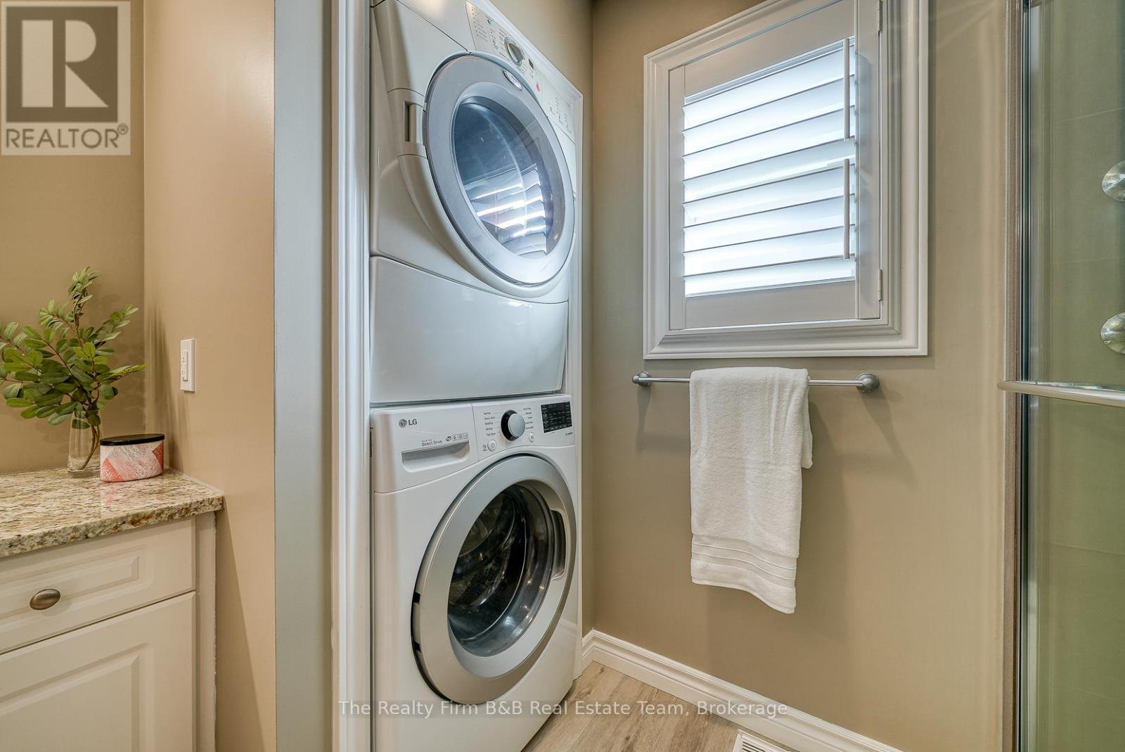 501 Alberta Avenue, Woodstock, Ontario  N4V 1H3 - Photo 38 - X12477645