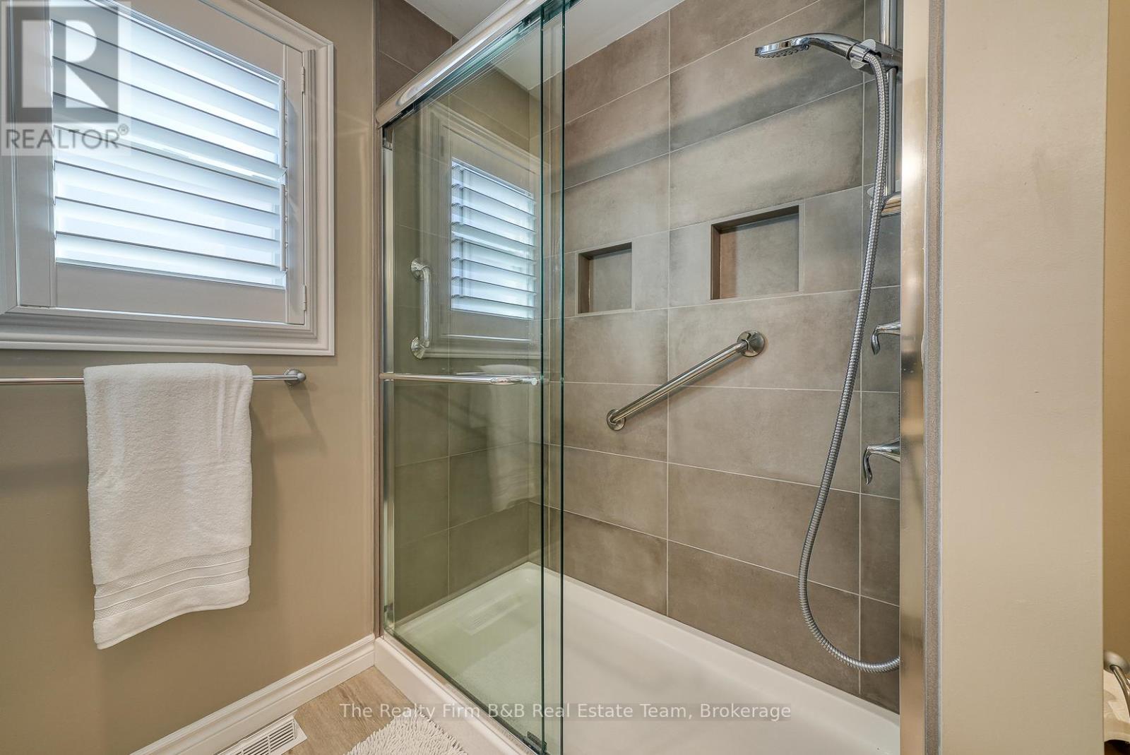 501 Alberta Avenue, Woodstock, Ontario  N4V 1H3 - Photo 39 - X12477645