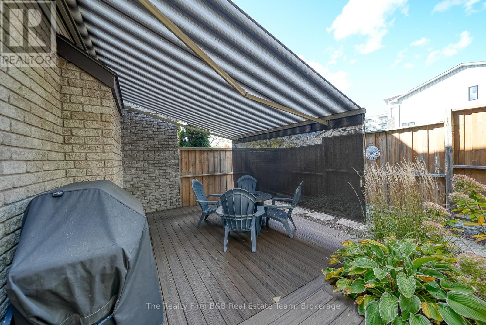 501 Alberta Avenue, Woodstock, Ontario  N4V 1H3 - Photo 5 - X12477645