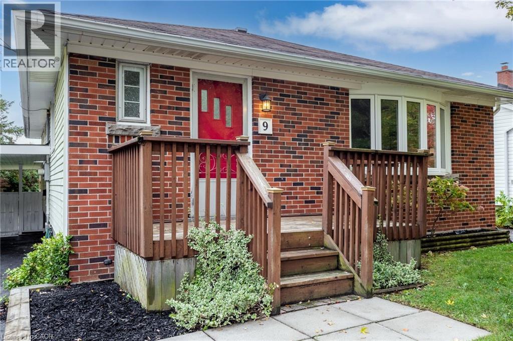 9 Mckay Road, Hamilton, Ontario  L9H 1H6 - Photo 2 - 40781235
