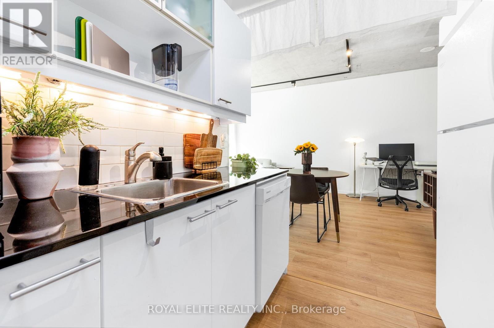 307 - 218 King Street E, Toronto, Ontario  M5A 4T5 - Photo 12 - C12477642