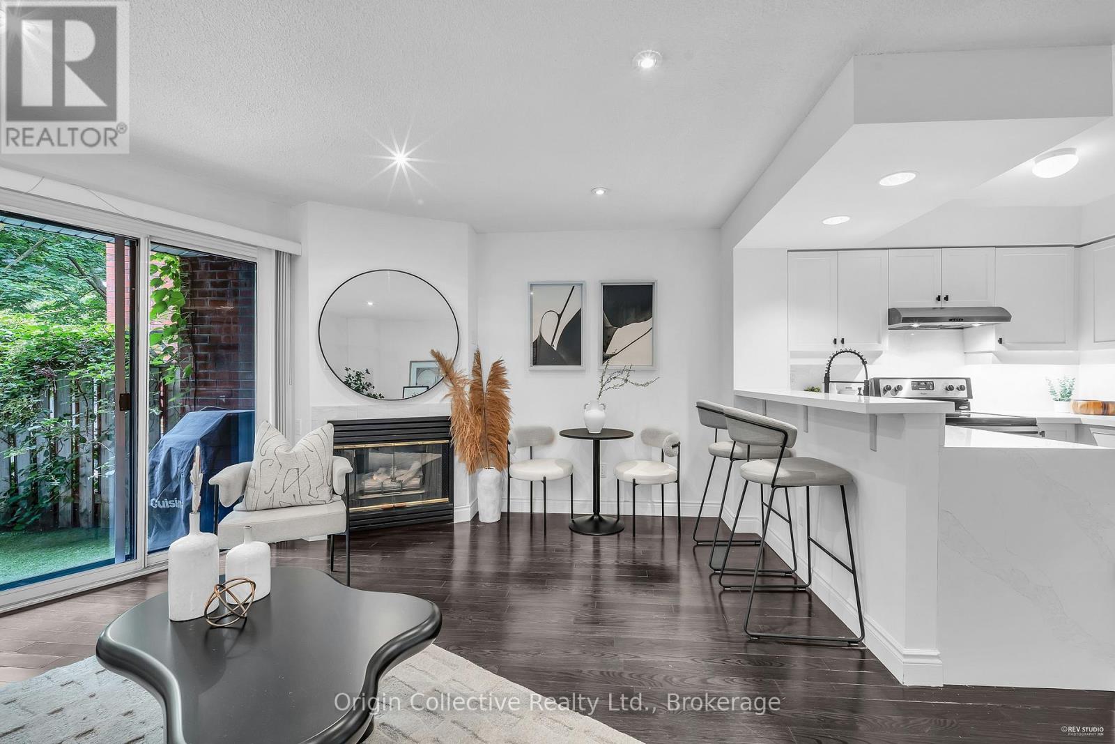 Th17 - 166b Niagara Street, Toronto, Ontario  M5V 1C8 - Photo 2 - C12477646