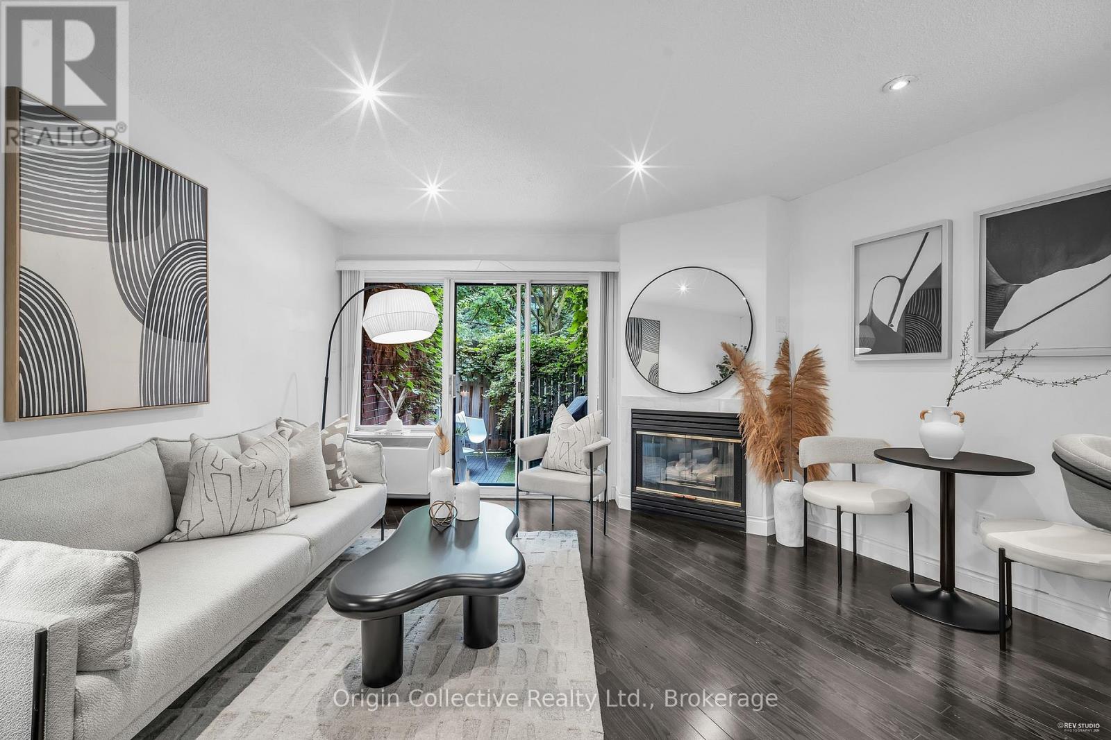 Th17 - 166b Niagara Street, Toronto, Ontario  M5V 1C8 - Photo 3 - C12477646