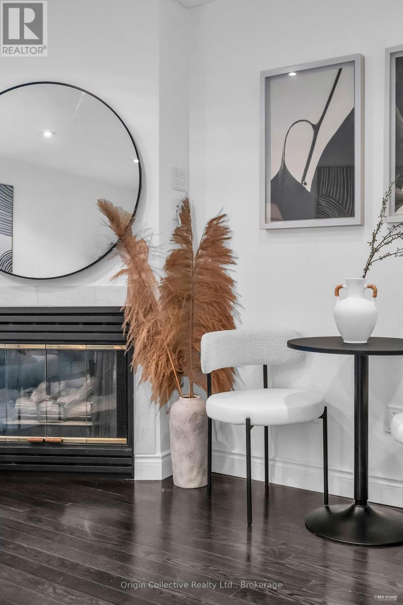 Th17 - 166b Niagara Street, Toronto, Ontario  M5V 1C8 - Photo 4 - C12477646